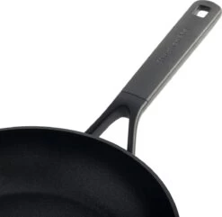 KitchenAid Classic Forged Aluminium Wok ø28cm - Zwart - Inductie - Anti-aanbak 30 KitchenAid Classic Forged Aluminium Wok ø28cm - Zwart - Inductie - Anti-aanbak -Korting Op Keukengerei 1200x1170 8