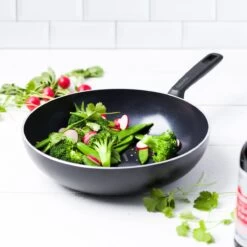 GreenPan Memphis Keramische Wokpan - Ø 28 Cm - PFAS-vrij 36 GreenPan Memphis Keramische Wokpan - Ø 28 Cm - PFAS-vrij -Korting Op Keukengerei 1200x1200 1043