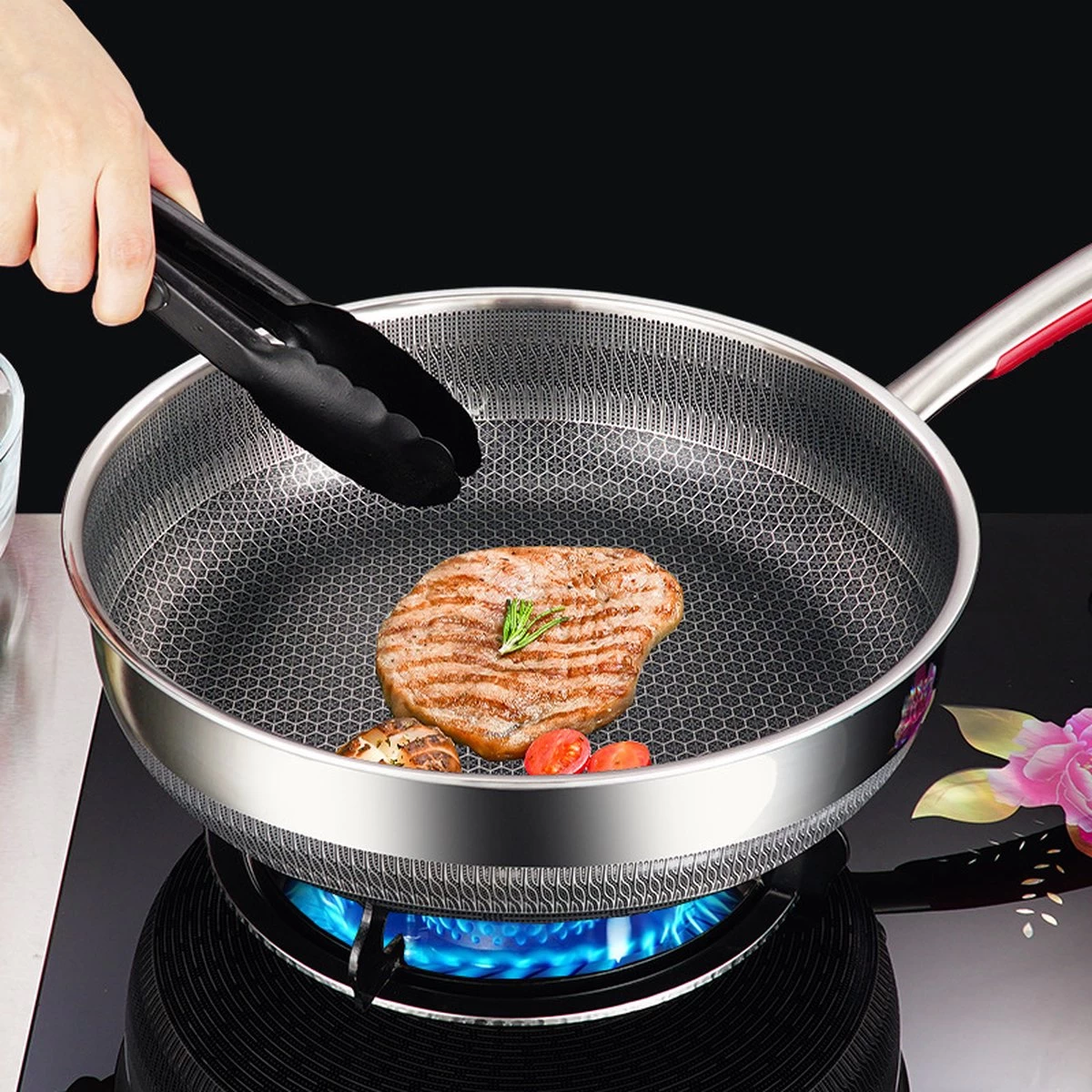 MONFORTT. Hapjespan Ø 28cm Anti-aanbaklaag 7 Lagen Staal Met Deksel 3 MONFORTT. Hapjespan Ø 28cm Anti-aanbaklaag 7 Lagen Staal Met Deksel - Afbeelding 3