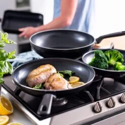 GreenPan Memphis Koekenpannenset - 3-delig - Zwart - Inductie - PFAS-vrij 31 GreenPan Memphis Koekenpannenset - 3-delig - Zwart - Inductie - PFAS-vrij -Korting Op Keukengerei 1200x1200 489