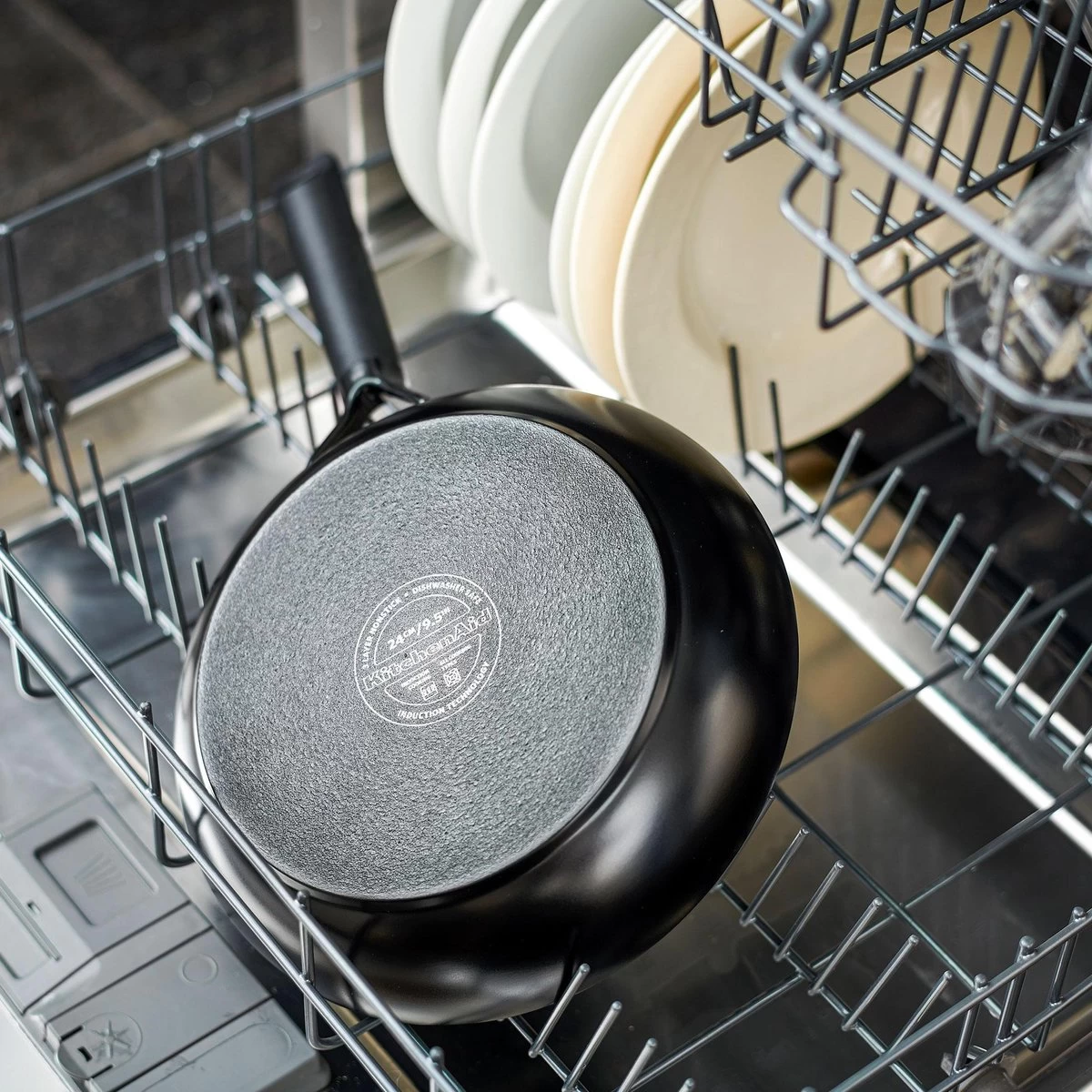 KitchenAid Classic Forged Aluminium Koekenpan ø20cm - Zwart - Inductie - Anti-aanbak 3 KitchenAid Classic Forged Aluminium Koekenpan ø20cm - Zwart - Inductie - Anti-aanbak - Afbeelding 3