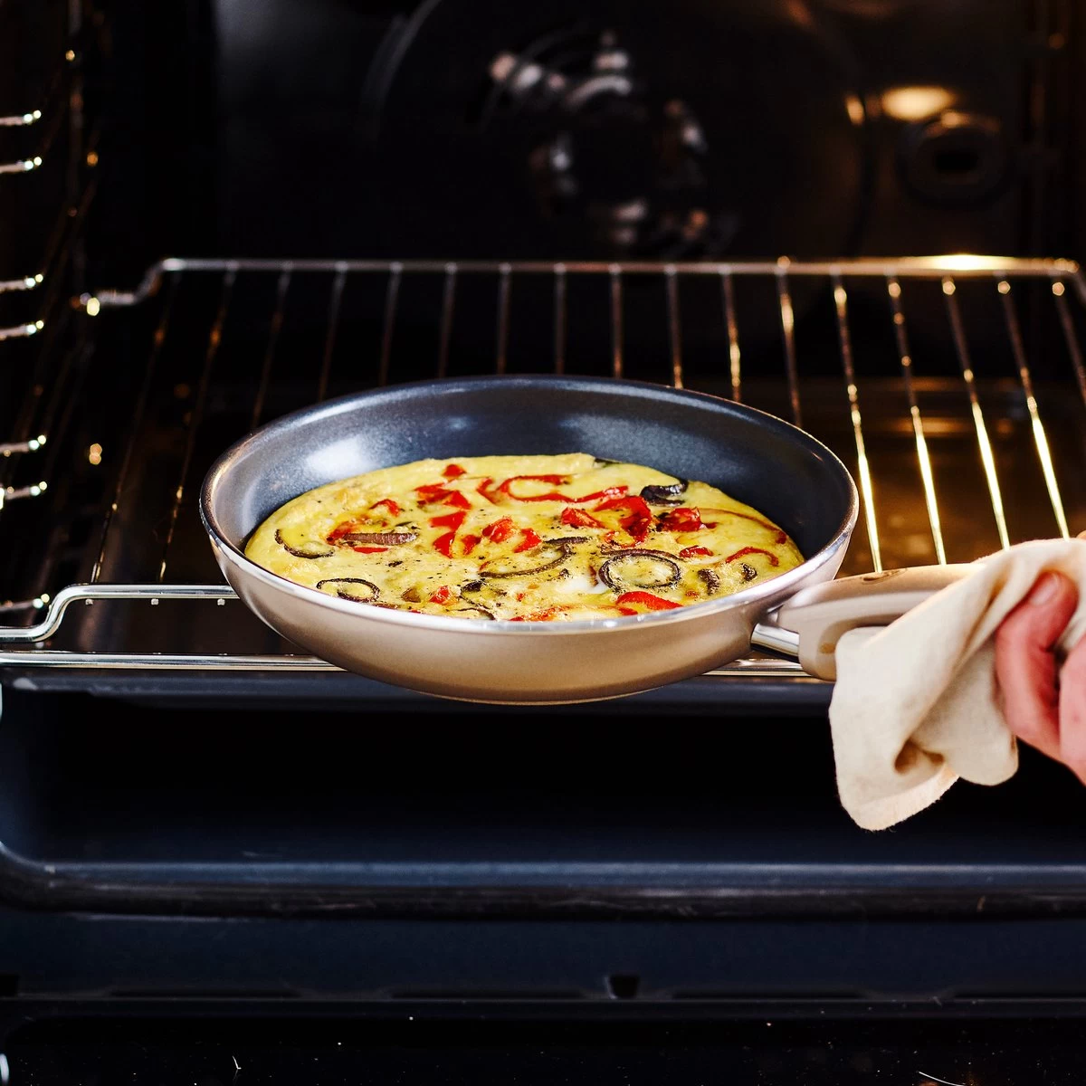 GreenPan Cambridge Koekenpan 30cm - Brons - Inductie - PFAS-vrij 2 GreenPan Cambridge Koekenpan 30cm - Brons - Inductie - PFAS-vrij - Afbeelding 2