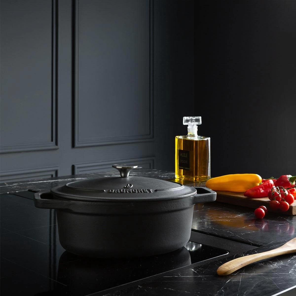 Gietijzeren Braadpan - Sudderpan Zwart Van Daumonet - Ovaal - Ø 29 Cm - 3 Liter - 100% PFAS & PFOA Vrij - Emaille - Geschikt Voor Alle Warmtebronnen - Elektrisch - Gas - Halogeen - Inductie - Keramisch - Vaatwasserbestendig 11 Gietijzeren Braadpan - Sudderpan Zwart Van Daumonet - Ovaal - Ø 29 Cm - 3 Liter - 100% PFAS & PFOA Vrij - Emaille - Geschikt Voor Alle Warmtebronnen - Elektrisch - Gas - Halogeen - Inductie - Keramisch - Vaatwasserbestendig - Afbeelding 11
