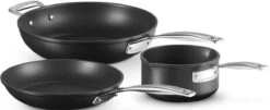 Le Creuset - Les Forgees - 3-Delige - Pannenset 19 Le Creuset - Les Forgees - 3-Delige - Pannenset -Korting Op Keukengerei 1200x493 1