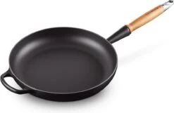 Le Creuset Koekenpan Signature Mat Zwart - ø 28 Cm / 2.6 Liter - Geëmailleerde Anti-aanbaklaag