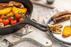 Nuovva Cast Iron Skillet / Gietijzeren Pan - 32cm -Korting Op Keukengerei 1200x800 148