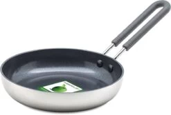 GreenPan Mini Koekenpan 14cm - Zilver - Inductie - PFAS-vrij 17 GreenPan Mini Koekenpan 14cm - Zilver - Inductie - PFAS-vrij -Korting Op Keukengerei 1200x811 1