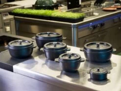 Cast Iron - Braadpan - Gietijzer - Met Deksel - Ø20x9cm - Zwart 5 Cast Iron - Braadpan - Gietijzer - Met Deksel - Ø20x9cm - Zwart -Korting Op Keukengerei 1200x899 40