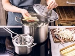 BK Q-linair Master Glas Pannenset - 5-delig - Glazen Deksel - Veilig Afgietsysteem - Inductie 35 BK Q-linair Master Glas Pannenset - 5-delig - Glazen Deksel - Veilig Afgietsysteem - Inductie -Korting Op Keukengerei 1200x900 9