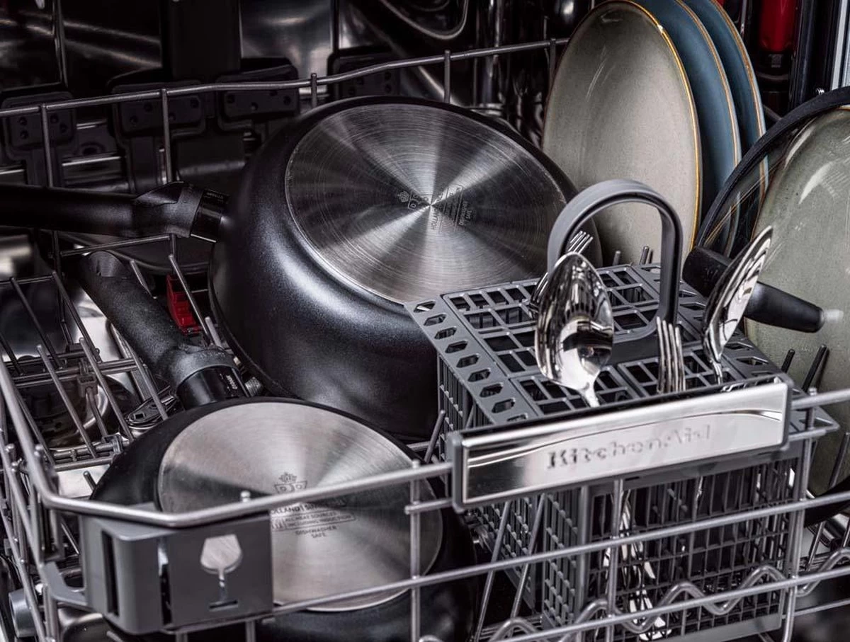 BK Easy Induction Ceramic Koekenpannenset Ø 24 + Ø 28 Cm - Inductie - PFAS-vrij 6 BK Easy Induction Ceramic Koekenpannenset Ø 24 + Ø 28 Cm - Inductie - PFAS-vrij - Afbeelding 6