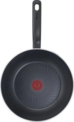 Tefal Start'easy Wokpan 28 Cm - PFOA Vrij - Geschikt Voor Alle Warmtebronnen 9 Tefal Start'easy Wokpan 28 Cm - PFOA Vrij - Geschikt Voor Alle Warmtebronnen -Korting Op Keukengerei 724x1200
