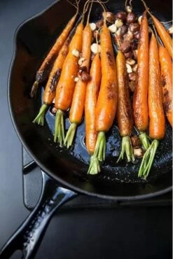 Le Creuset - Gietijzeren Ronde Skillet In Mat Zwart 23cm -Korting Op Keukengerei 801x1200 2