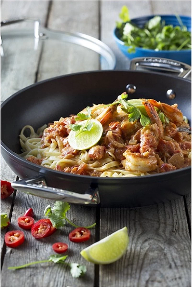 LE CREUSET - Les Forgees - Sauteerpan 2 Grepen 28cm 3,2L 2 LE CREUSET - Les Forgees - Sauteerpan 2 Grepen 28cm 3,2L - Afbeelding 2